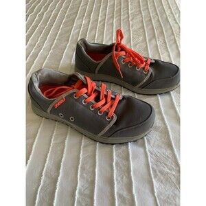 NRS Womens CRUSH Shoe 9.5 Kayak Hiking Camping Water sports